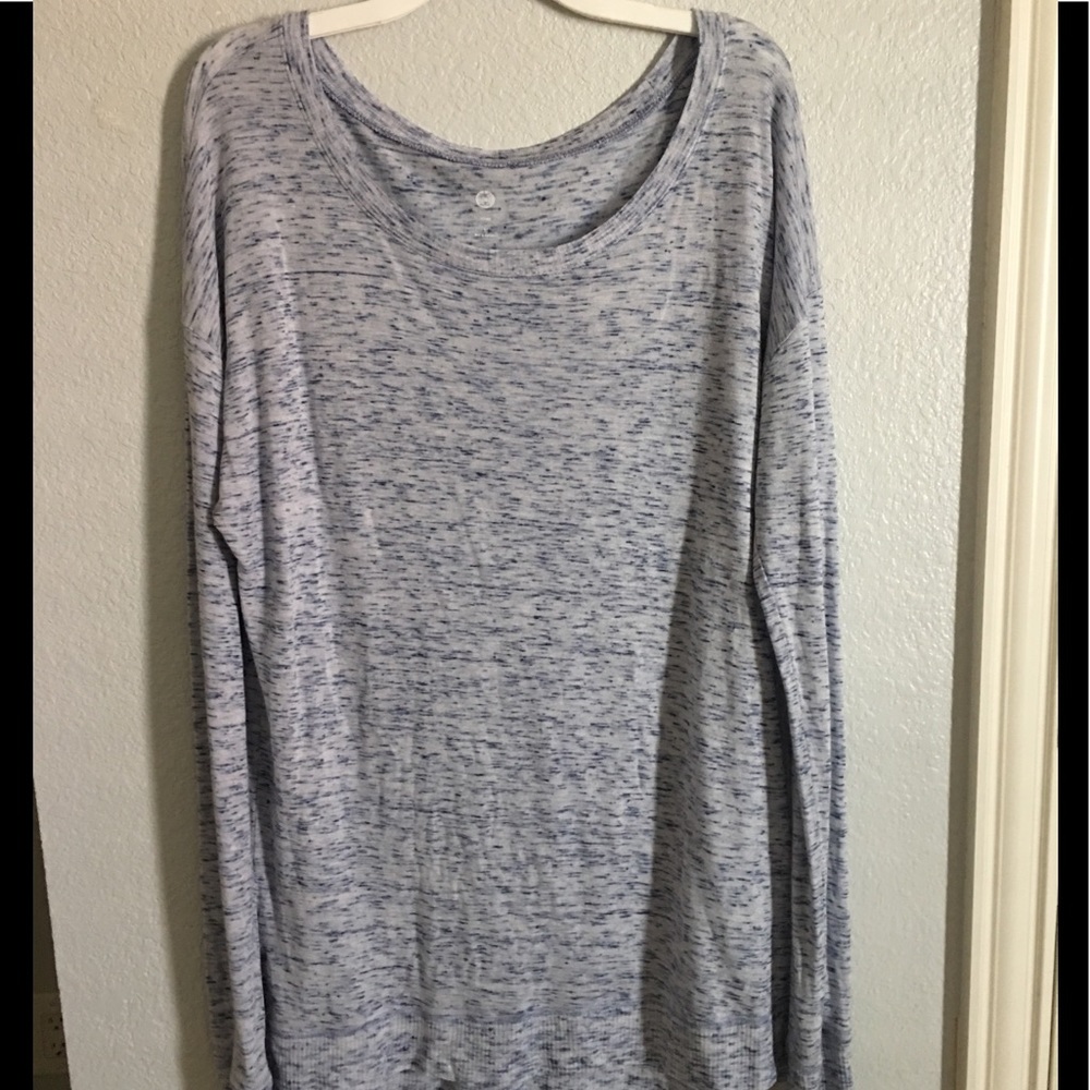 2 Long sleeve shirts